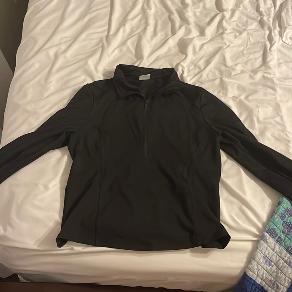 PINK active wear black long sleeve shirt with thumb holes and zip up